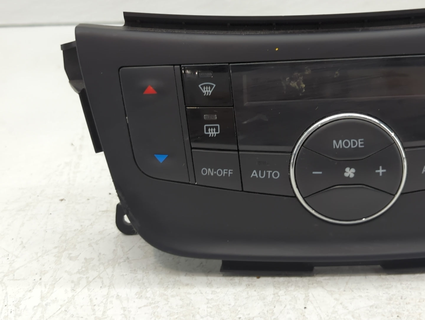 2015-2019 Nissan Sentra Climate Control Module Temperature AC/Heater Replacement P/N:VPAASH-18C612-ABA 27500 4AT4A Fits OEM 