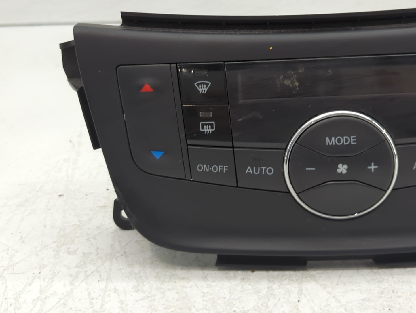 2015-2019 Nissan Sentra Climate Control Module Temperature AC/Heater Replacement P/N:VPAASH-18C612-ABA 27500 4AT4A Fits OEM 