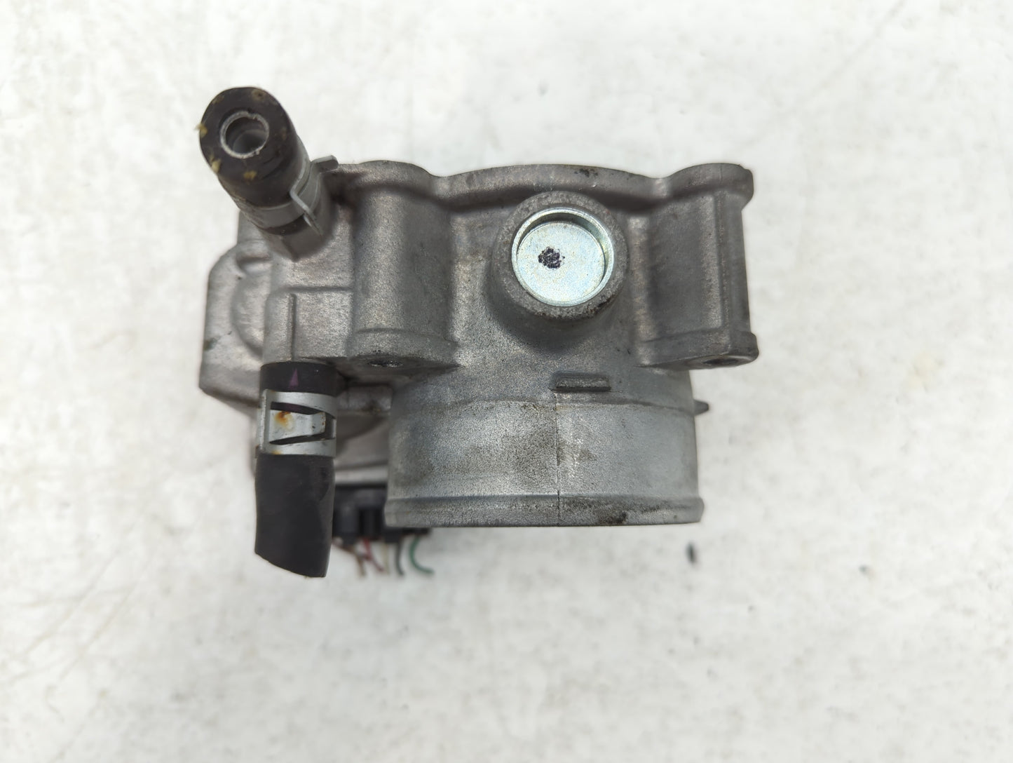 2013-2019 Nissan Sentra Throttle Body P/N:3RA60-01 C Fits Fits 2013 2014 2015 2016 2017 2018 2019 OEM Used Auto Parts - Oemu