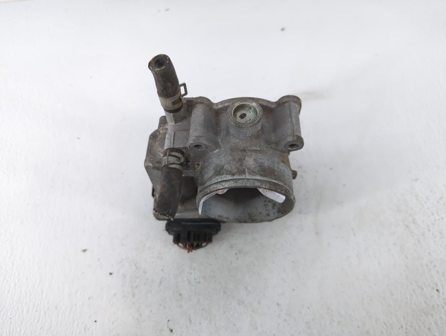 2013-2019 Nissan Sentra Throttle Body P/N:3RA60-01 C Fits Fits 2013 2014 2015 2016 2017 2018 2019 OEM Used Auto Parts - Oemu