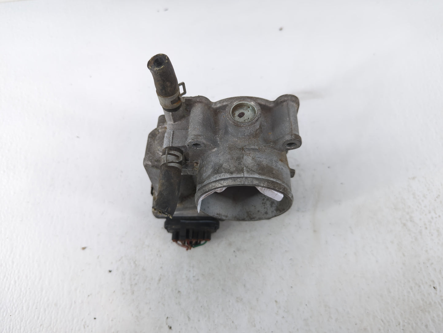 2013-2019 Nissan Sentra Throttle Body P/N:3RA60-01 C Fits Fits 2013 2014 2015 2016 2017 2018 2019 OEM Used Auto Parts - Oemu