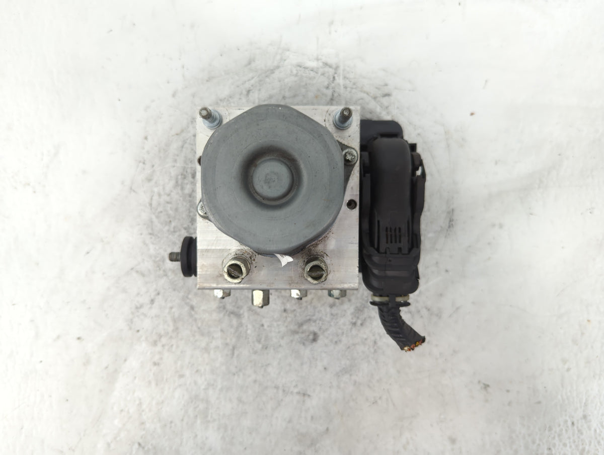 2016-2018 Nissan Sentra Anti-Lock Brake ABS Pump Module Actuator OEM P/N:47660 5UD0C Fits Fits 2016 2017 2018 OEM Used Auto 