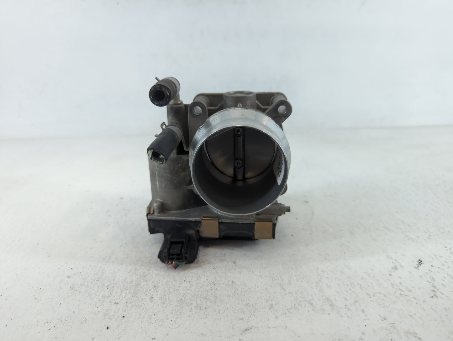 2017-2019 Nissan Sentra Throttle Body P/N:RME60-51 Fits Fits 2015 2016 2017 2018 2019 OEM Used Auto Parts - Oemusedautoparts