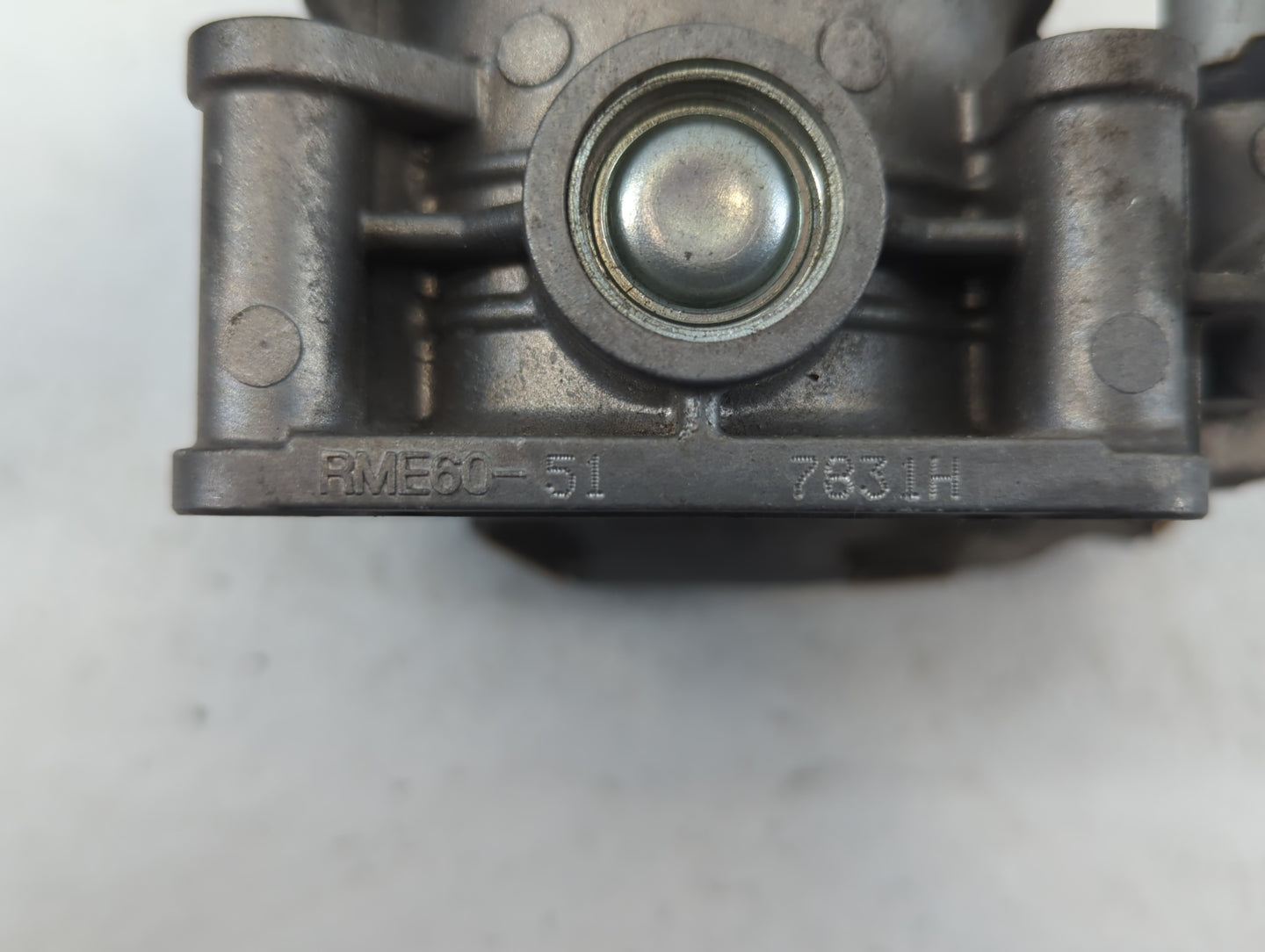 2017-2019 Nissan Sentra Throttle Body P/N:RME60-51 Fits Fits 2015 2016 2017 2018 2019 OEM Used Auto Parts - Oemusedautoparts