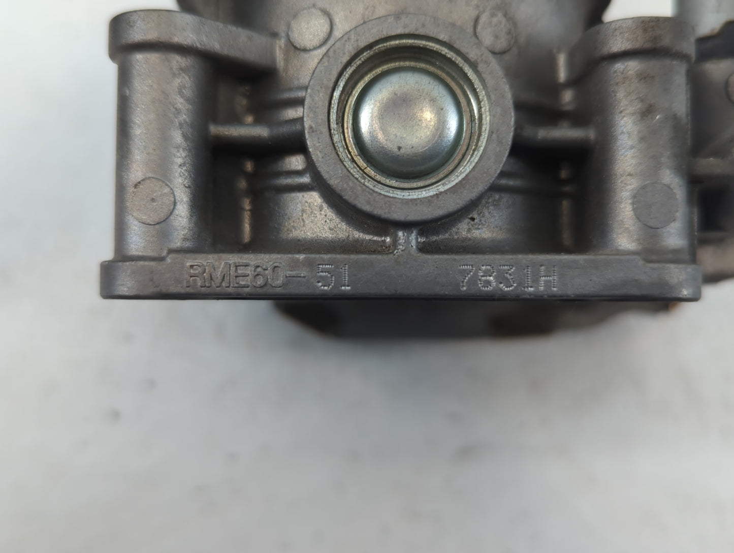 2017-2019 Nissan Sentra Throttle Body P/N:RME60-51 Fits Fits 2015 2016 2017 2018 2019 OEM Used Auto Parts - Oemusedautoparts
