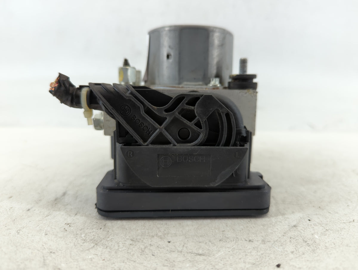 2016-2018 Nissan Sentra Anti-Lock Brake ABS Pump Module Actuator OEM P/N:47660 5UD0C Fits Fits 2016 2017 2018 OEM Used Auto 