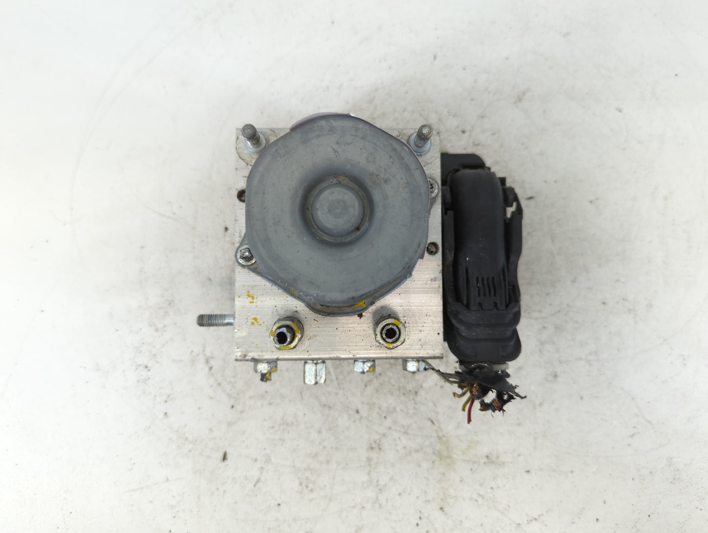 2016-2018 Nissan Sentra ABS Pump Control Module Replacement P/N:47660 5UD0C Fits Fits 2016 2017 2018 OEM Used Auto Parts - O