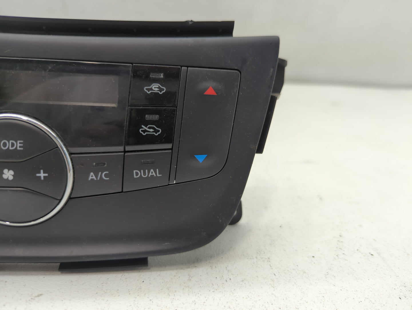 2015-2019 Nissan Sentra Climate Control Module Temperature AC/Heater Replacement P/N:27500 4AT4A Fits OEM Used Auto Parts - 