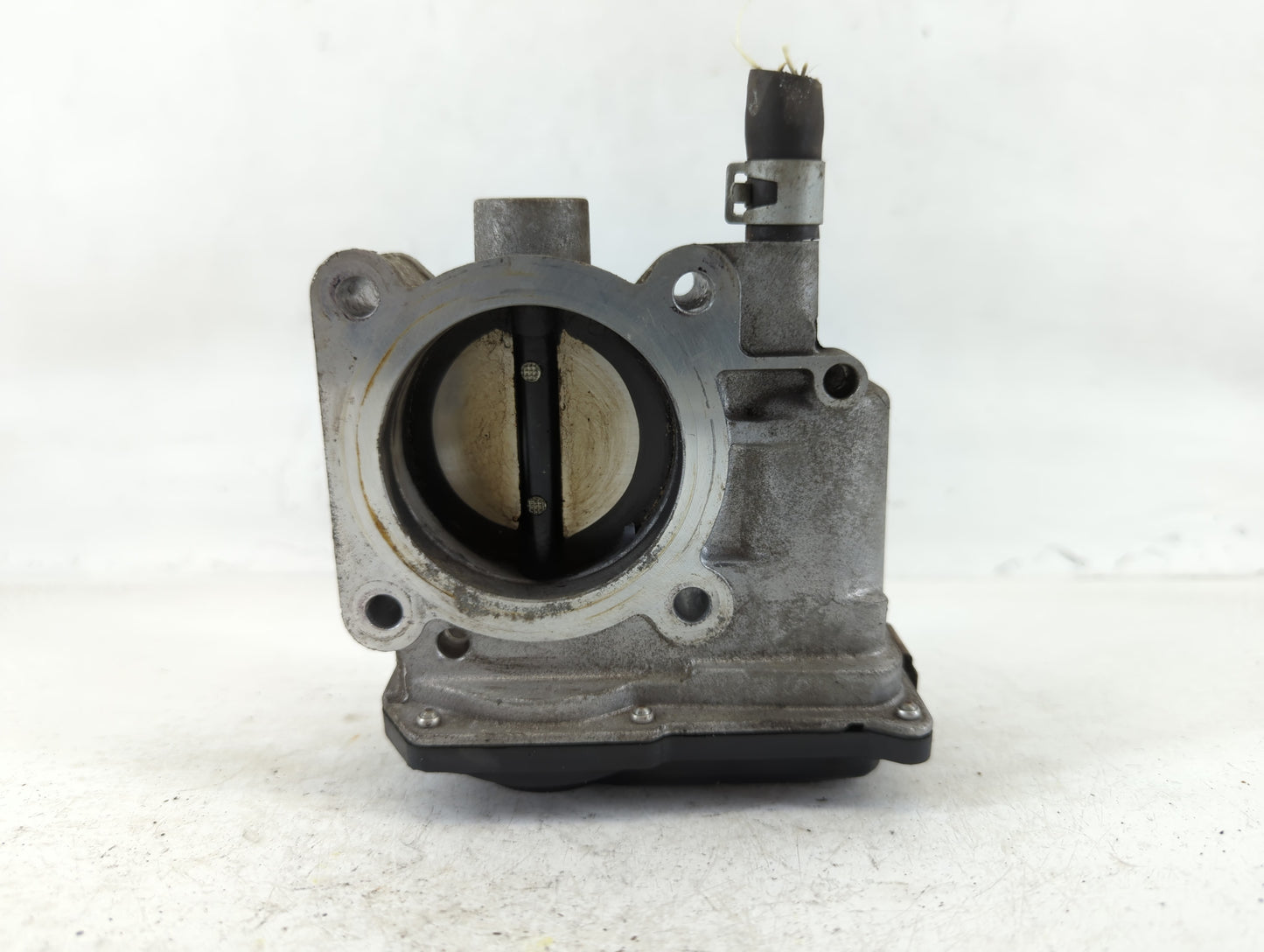 2013-2019 Nissan Sentra Throttle Body P/N:00528 7H31, 3RA60-01 C Fits Fits 2013 2014 2015 2016 2017 2018 2019 OEM Used Auto 