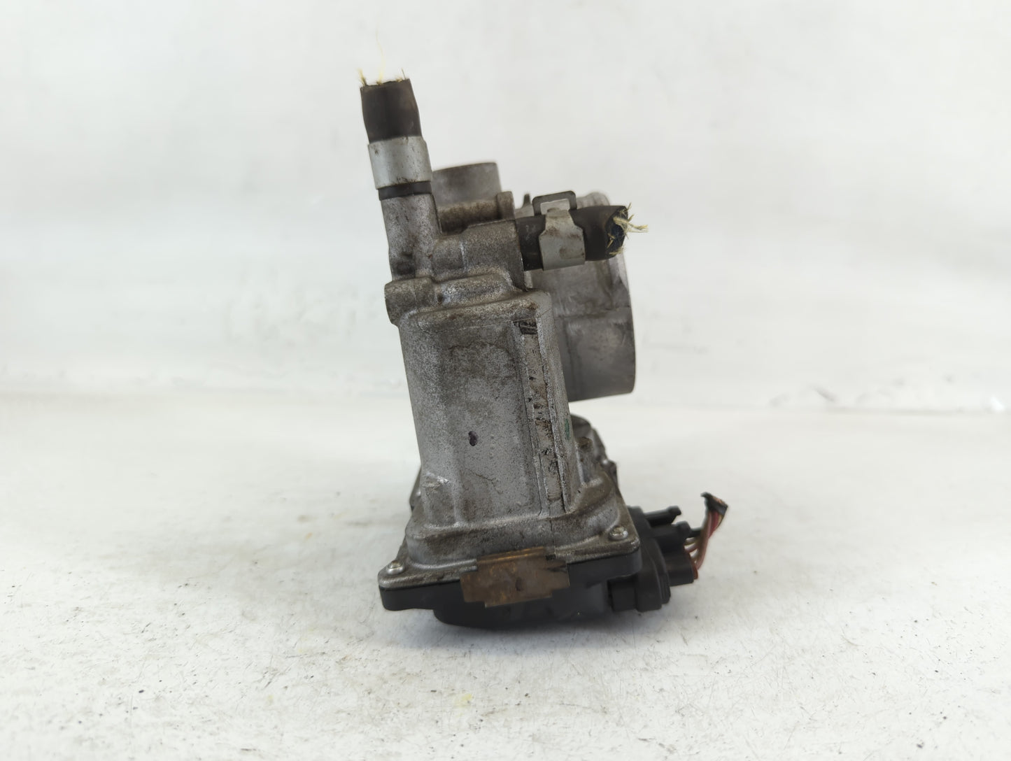 2013-2019 Nissan Sentra Throttle Body P/N:00528 7H31, 3RA60-01 C Fits Fits 2013 2014 2015 2016 2017 2018 2019 OEM Used Auto 