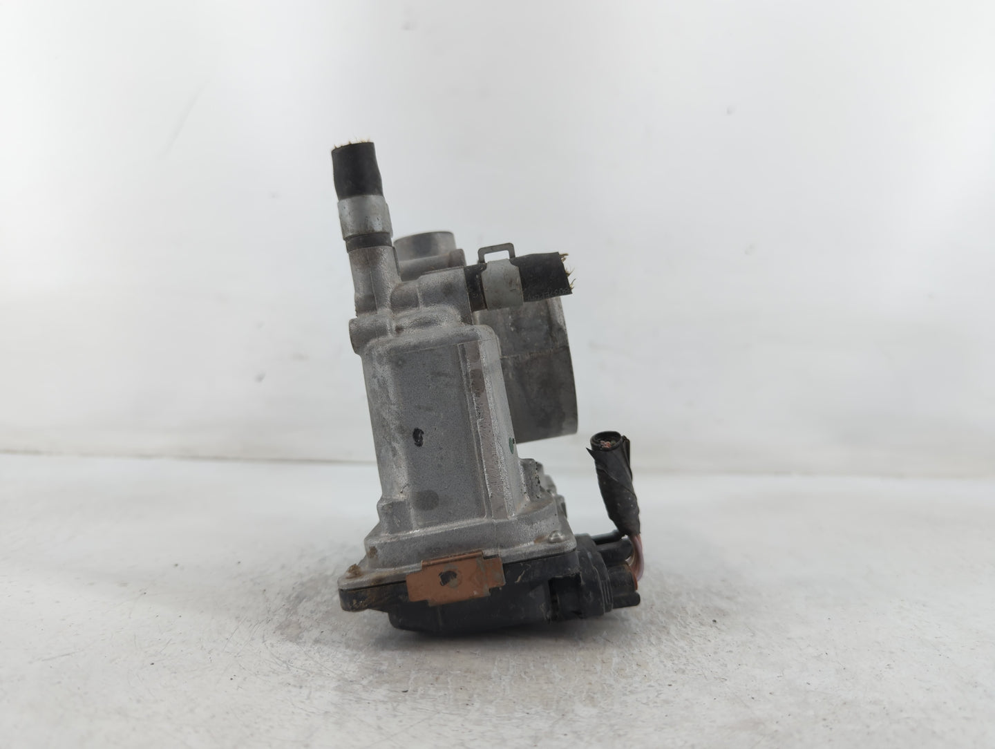 2013-2019 Nissan Sentra Throttle Body P/N:00130 7K29, 3RA60-0 Fits Fits 2013 2014 2015 2016 2017 2018 2019 OEM Used Auto Par