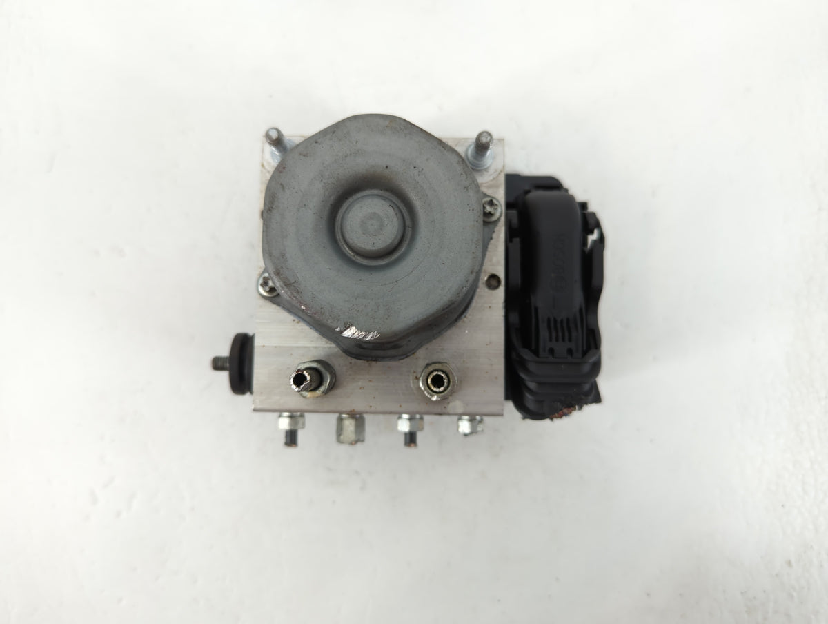 2016-2018 Nissan Sentra Anti-Lock Brake ABS Pump Module Actuator OEM P/N:47660 5UD0C Fits Fits 2016 2017 2018 OEM Used Auto 