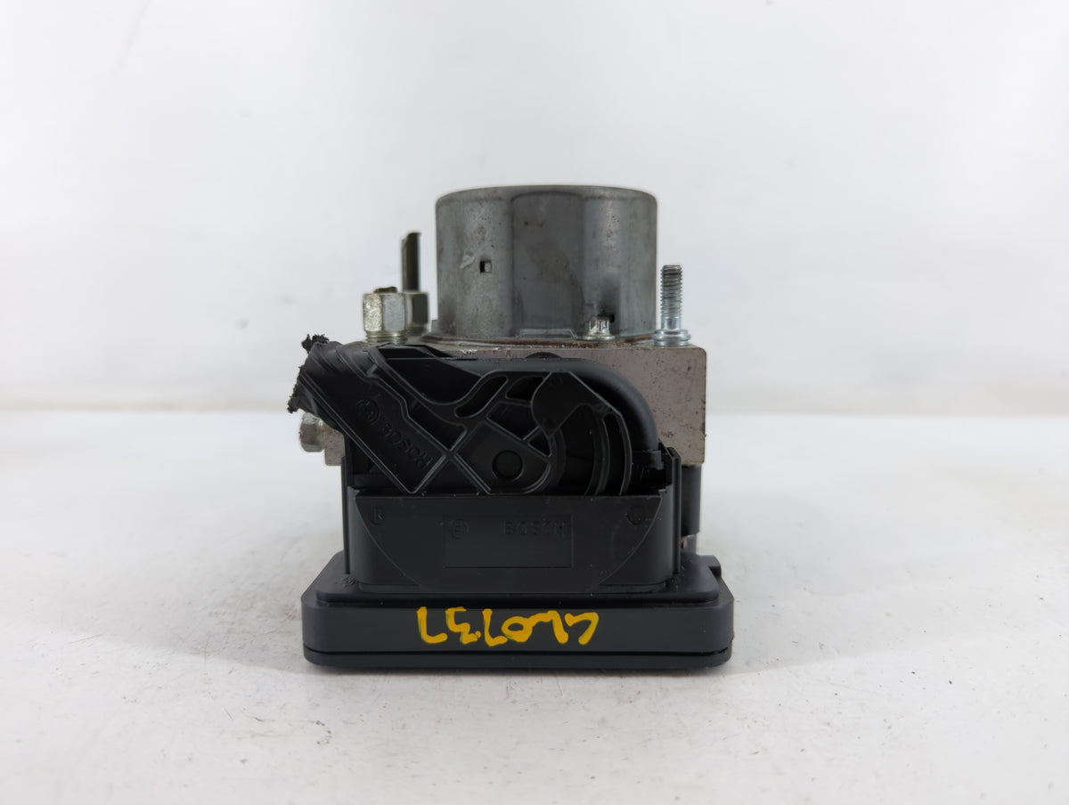 2016-2018 Nissan Sentra Anti-Lock Brake ABS Pump Module Actuator OEM P/N:47660 5UD0C Fits Fits 2016 2017 2018 OEM Used Auto 