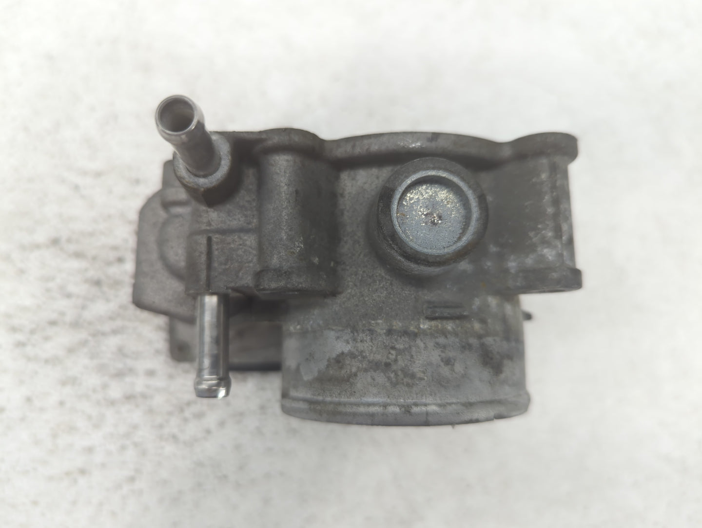 2013-2019 Nissan Sentra Throttle Body P/N:3RA60-01 C Fits Fits 2013 2014 2015 2016 2017 2018 2019 OEM Used Auto Parts - Oemu