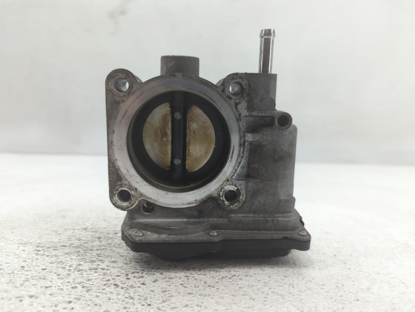 2013-2019 Nissan Sentra Throttle Body P/N:3RA60-01 C Fits Fits 2013 2014 2015 2016 2017 2018 2019 OEM Used Auto Parts - Oemu