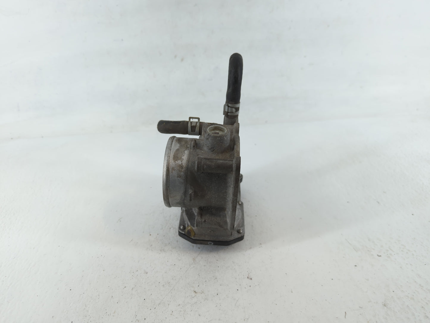 2013-2019 Nissan Sentra Throttle Body P/N:3RA60-01 C Fits Fits 2013 2014 2015 2016 2017 2018 2019 OEM Used Auto Parts - Oemu