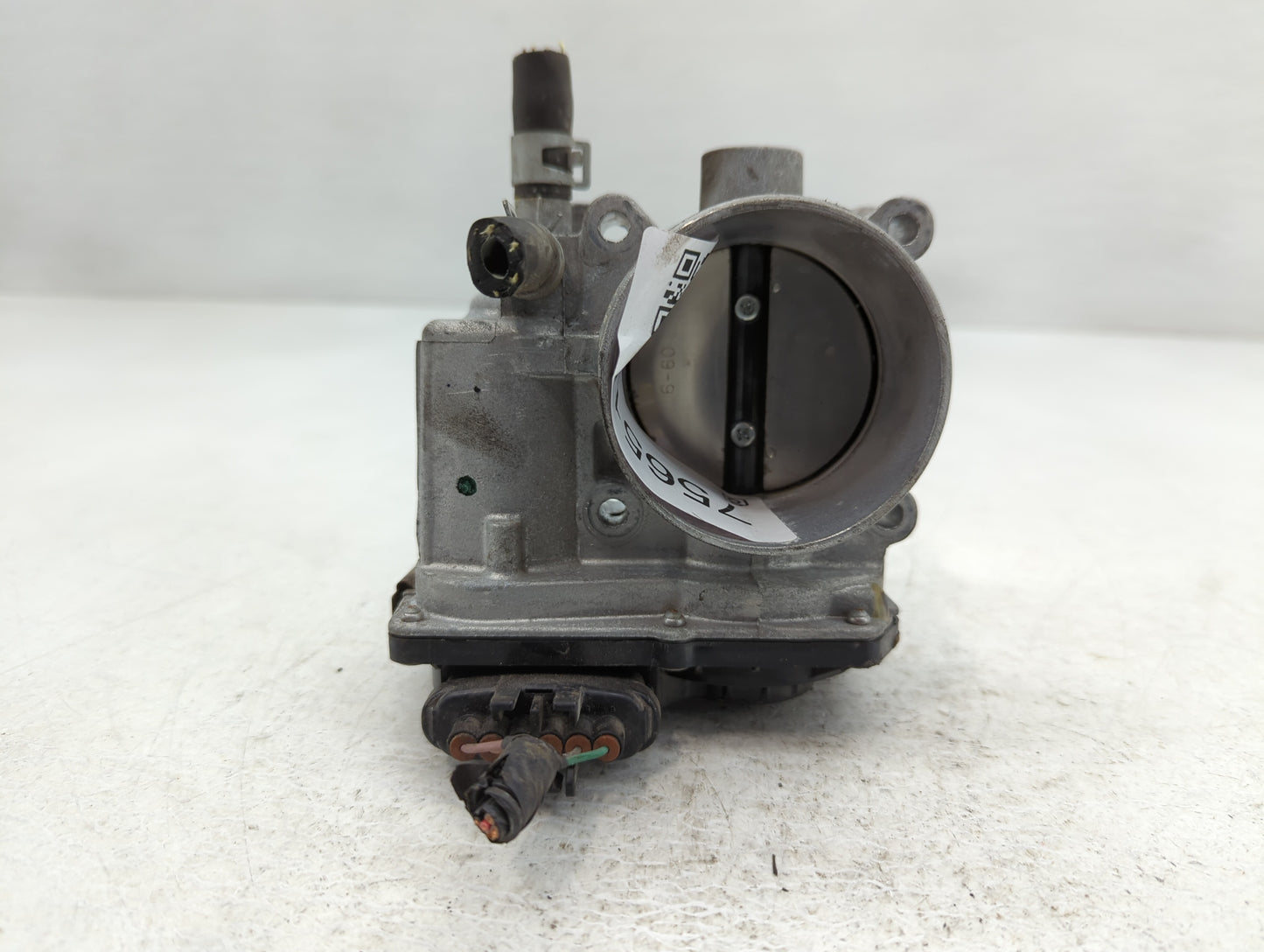 2013-2019 Nissan Sentra Throttle Body P/N:3RA60-01 C Fits Fits 2013 2014 2015 2016 2017 2018 2019 OEM Used Auto Parts - Oemu