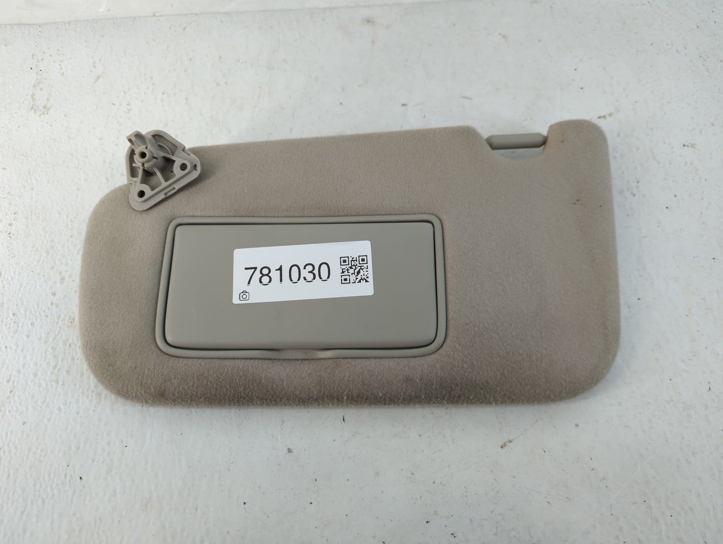 2013-2019 Nissan Sentra Sun Visor Shade Replacement Driver Left Mirror Fits Fits 2012 2013 2014 2015 2016 2017 2018 2019 OEM