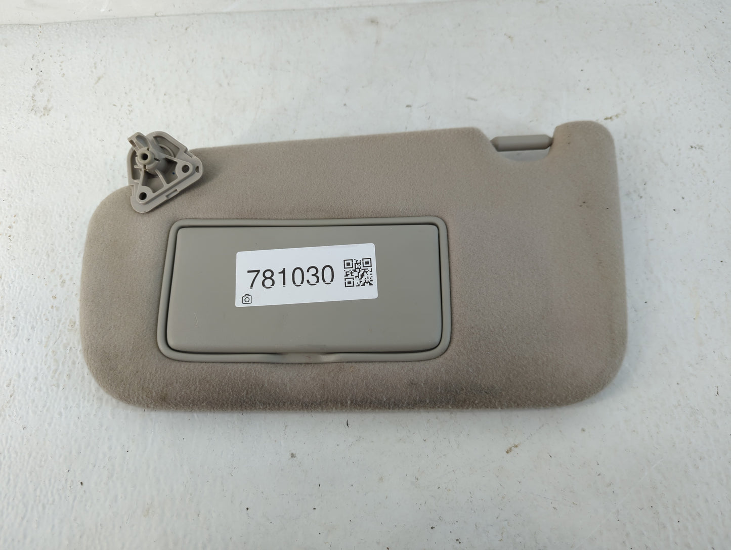 2013-2019 Nissan Sentra Sun Visor Shade Replacement Driver Left Mirror Fits Fits 2012 2013 2014 2015 2016 2017 2018 2019 OEM