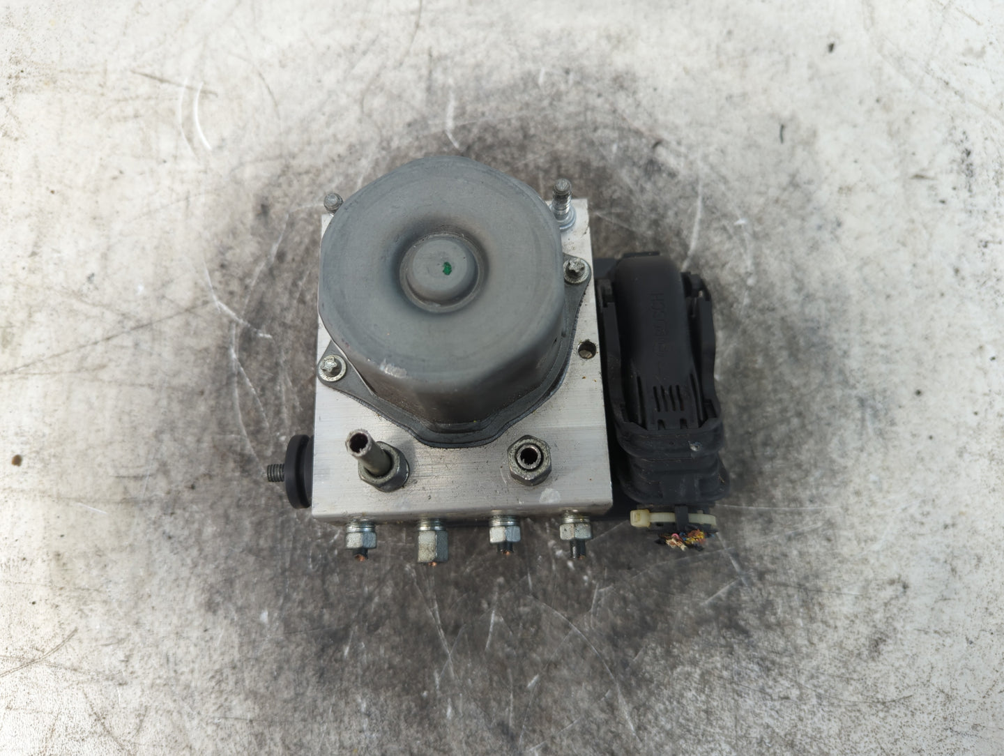 2016-2018 Nissan Sentra ABS Pump Control Module Replacement P/N:47660 5UD0C Fits Fits 2016 2017 2018 OEM Used Auto Parts - O