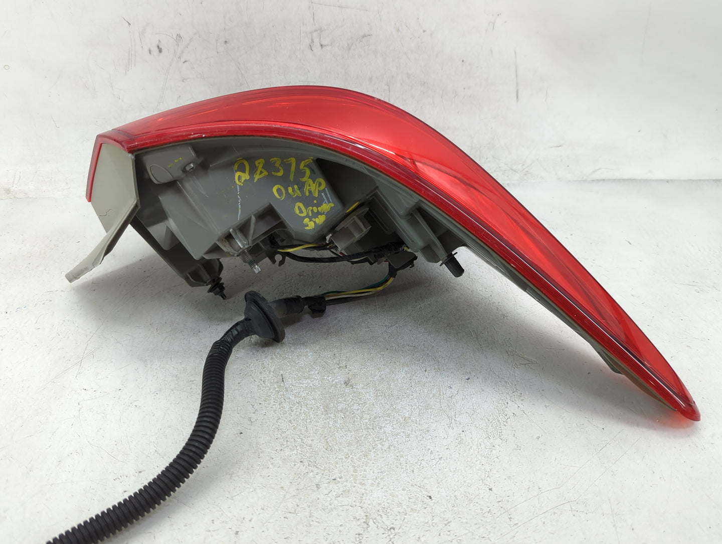 2016-2019 Nissan Sentra Tail Light Assembly Driver Left OEM Fits Fits 2016 2017 2018 2019 OEM Used Auto Parts - Oemusedautop
