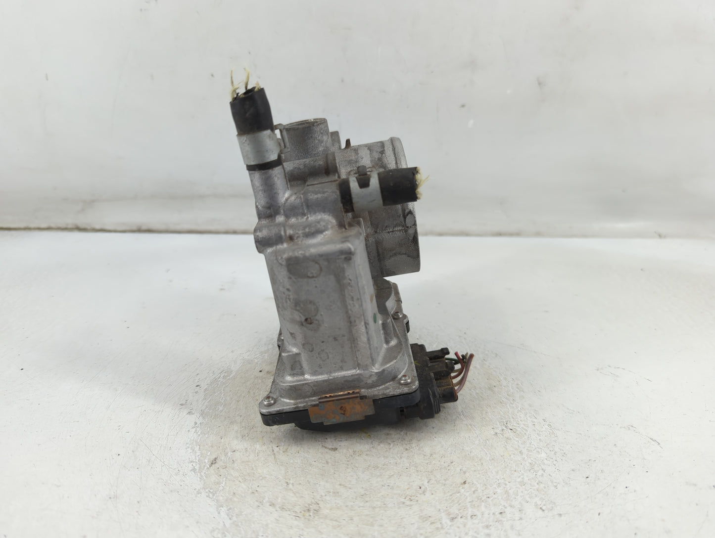 2013-2019 Nissan Sentra Throttle Body P/N:3RA60-01 D Fits Fits 2013 2014 2015 2016 2017 2018 2019 OEM Used Auto Parts - Oemu