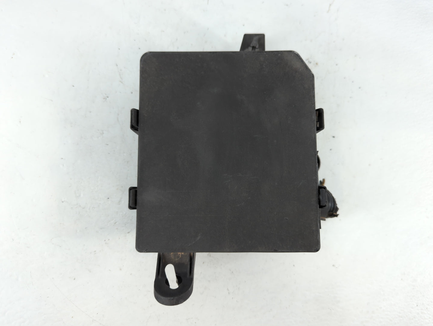 2013-2019 Nissan Sentra Fusebox Fuse Box Panel Relay Module P/N:3S0J00101 Fits Fits 2013 2014 2015 2016 2017 2018 2019 OEM U