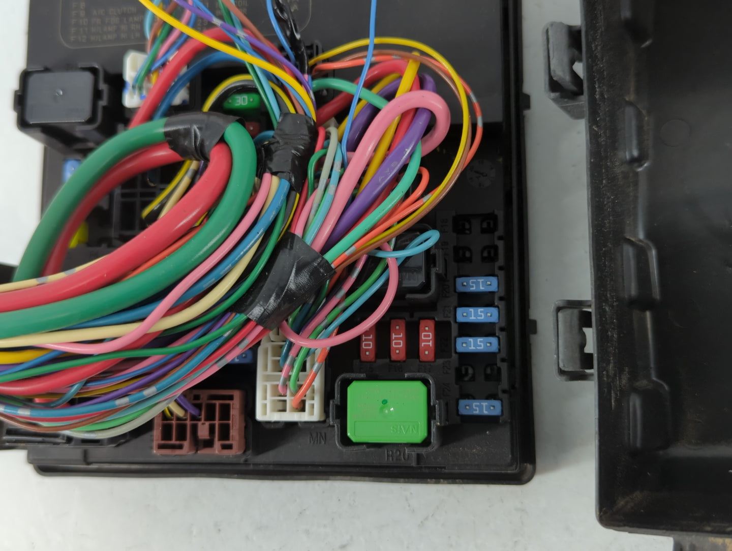 2013-2019 Nissan Sentra Fusebox Fuse Box Panel Relay Module P/N:3S0J00101 Fits Fits 2013 2014 2015 2016 2017 2018 2019 OEM U