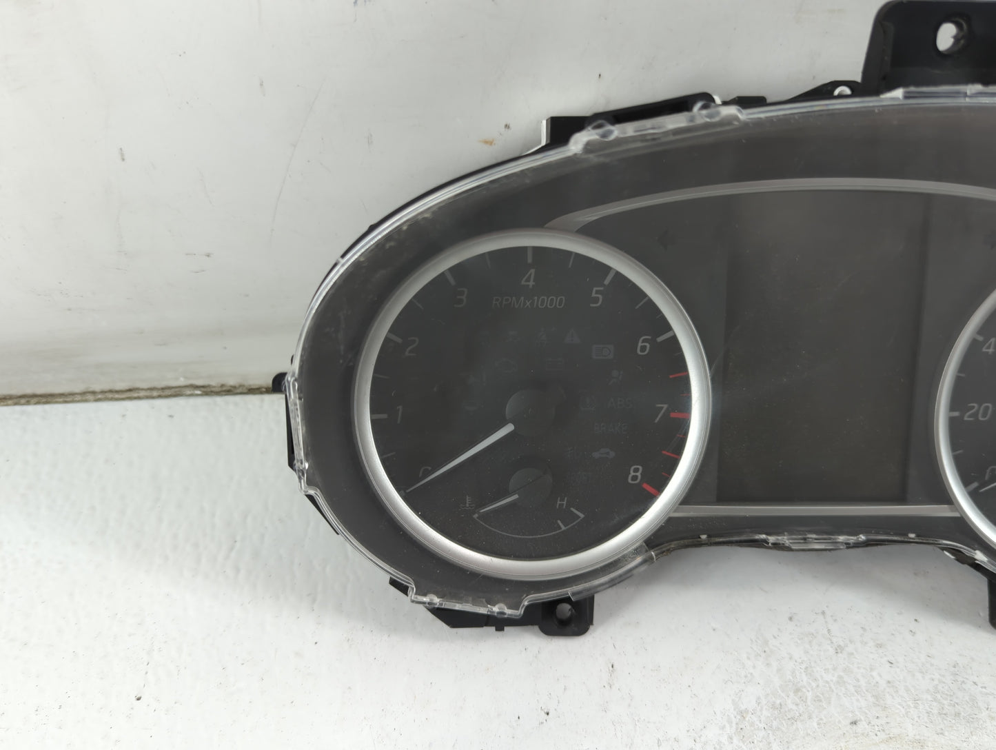 2016-2019 Nissan Sentra Instrument Cluster Speedometer Gauges P/N:248103Y09A Fits Fits 2016 2017 2018 2019 OEM Used Auto Par