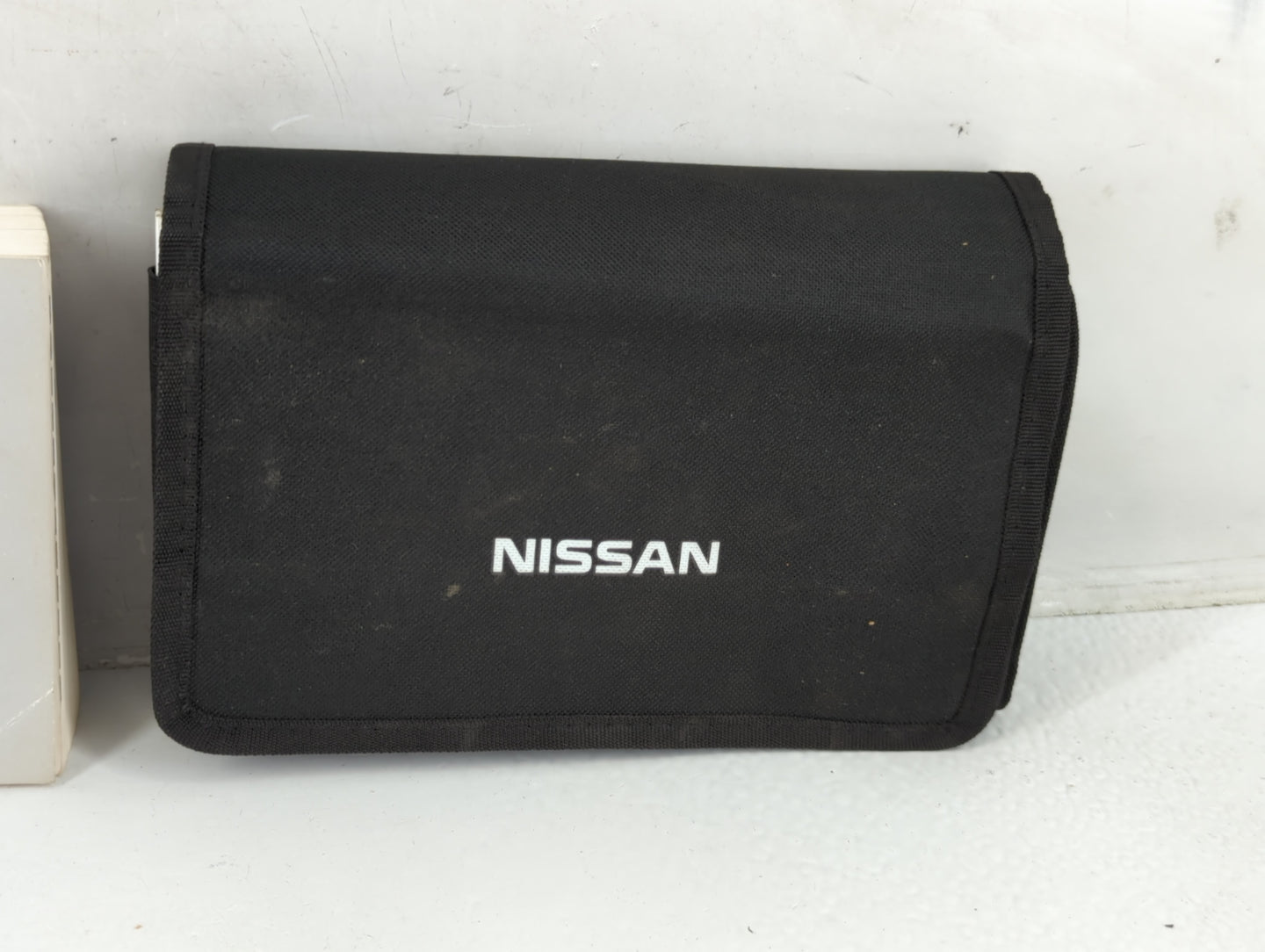 2018 Nissan Titan Owners Manual Book Guide P/N:OM18EA 0A61U0 OEM Used Auto Parts - Oemusedautoparts1.com