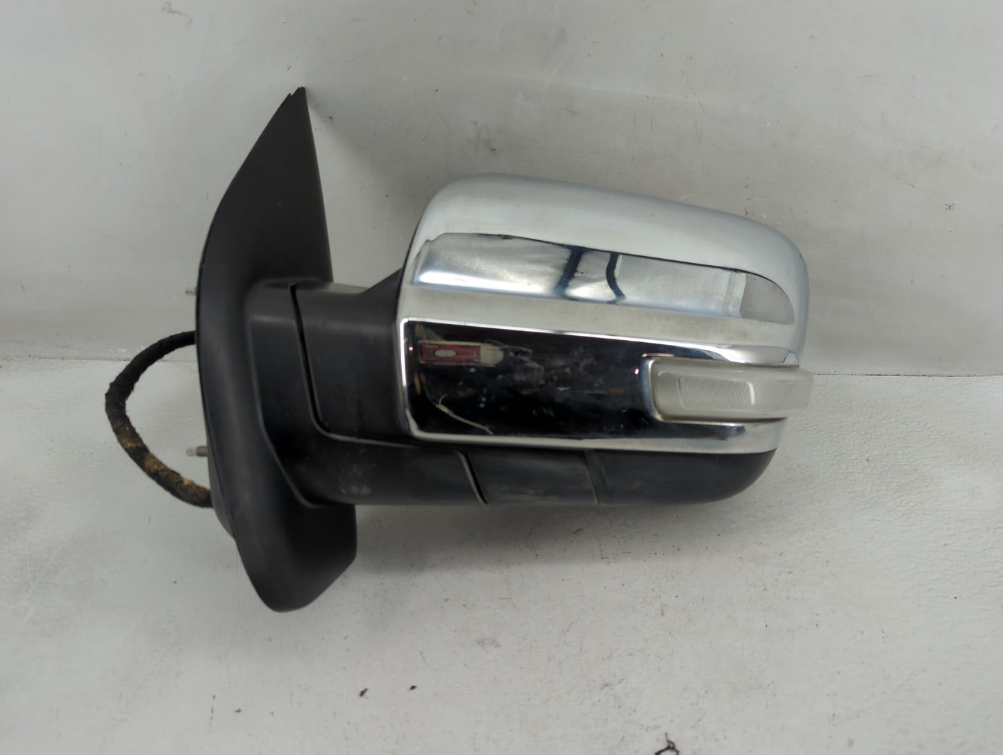 2017-2021 Nissan Titan Side Mirror Replacement Driver Left View Door Mirror P/N:96302 9FS0B Fits Fits 2017 2018 2019 2020 20