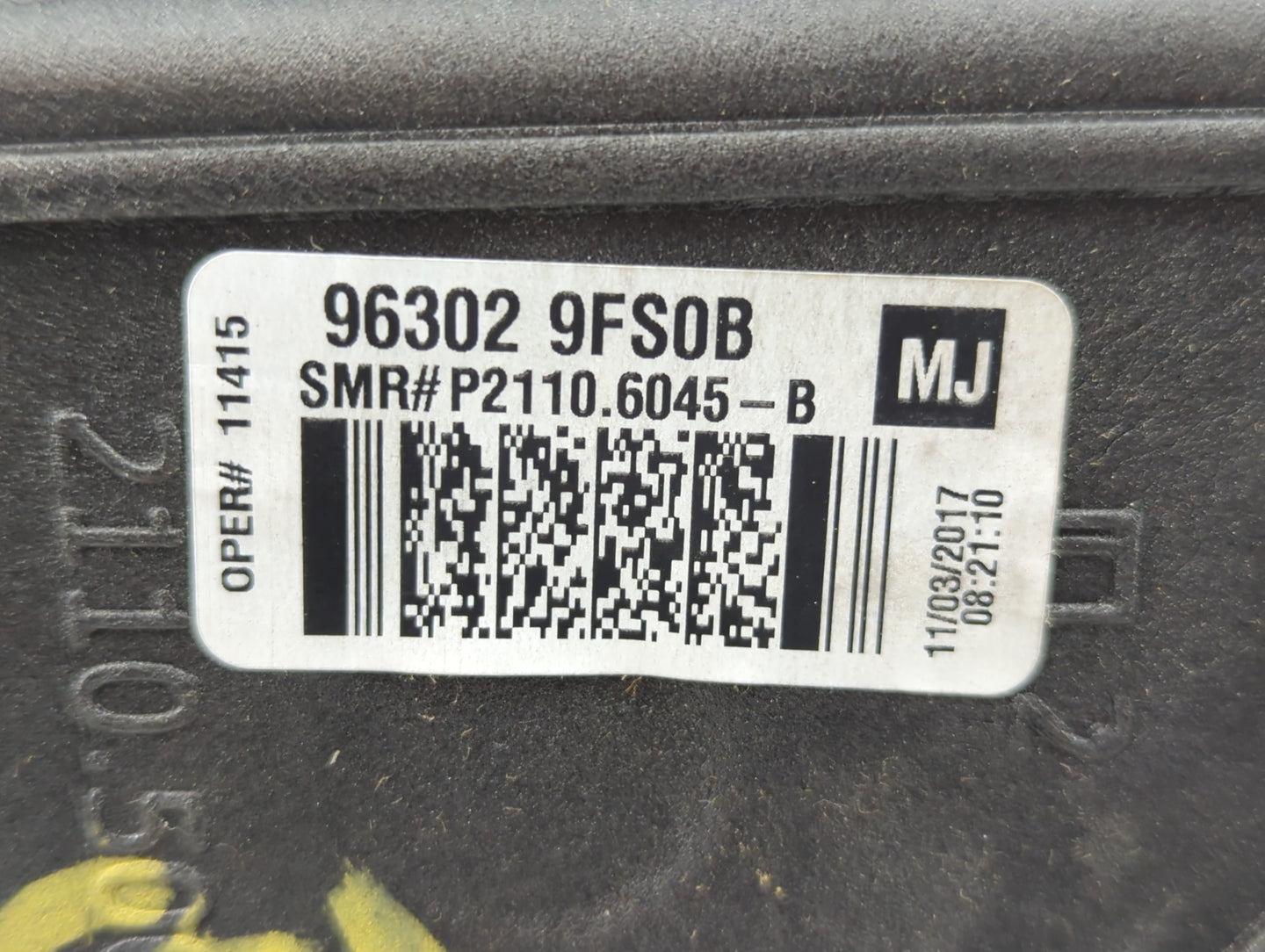 2017-2021 Nissan Titan Side Mirror Replacement Driver Left View Door Mirror P/N:96302 9FS0B Fits Fits 2017 2018 2019 2020 20