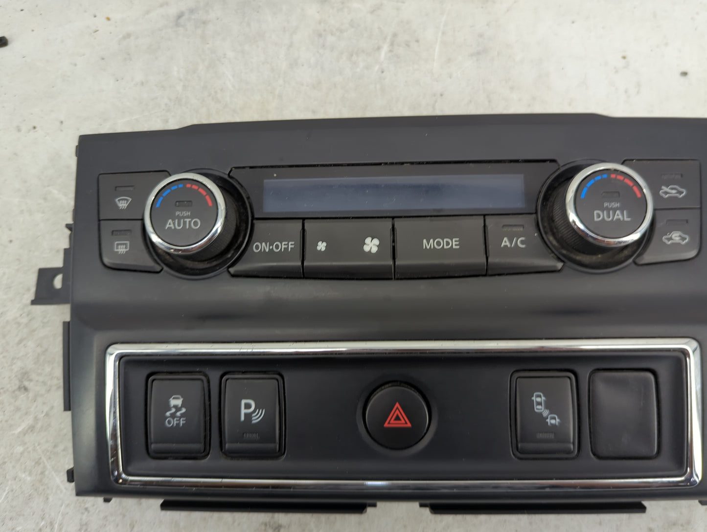2016-2022 Nissan Titan Climate Control Module Temperature AC/Heater Replacement Fits Fits 2016 2017 2018 2019 2020 2021 2022