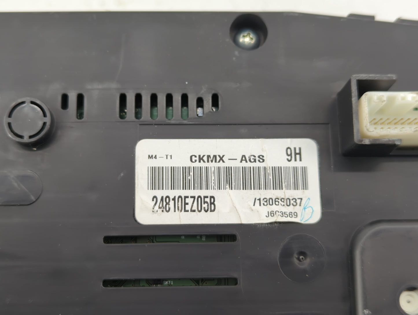 2018 Nissan Titan Instrument Cluster Speedometer Gauges P/N:24810EZ05B Fits OEM Used Auto Parts - Oemusedautoparts1.com