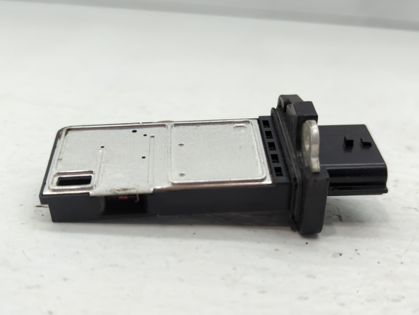 2004-2022 Nissan Titan Mass Air Flow Meter Maf - Oemusedautoparts1.com