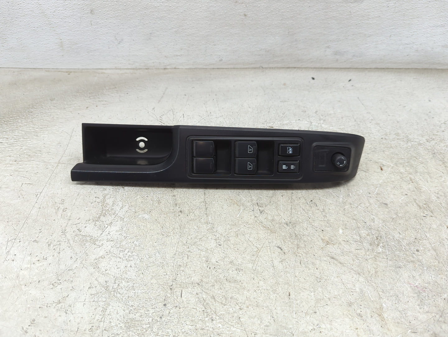 2016-2022 Nissan Titan Xd Master Power Window Switch Replacement Driver Side Left P/N:25401 EZ10A Fits OEM Used Auto Parts -