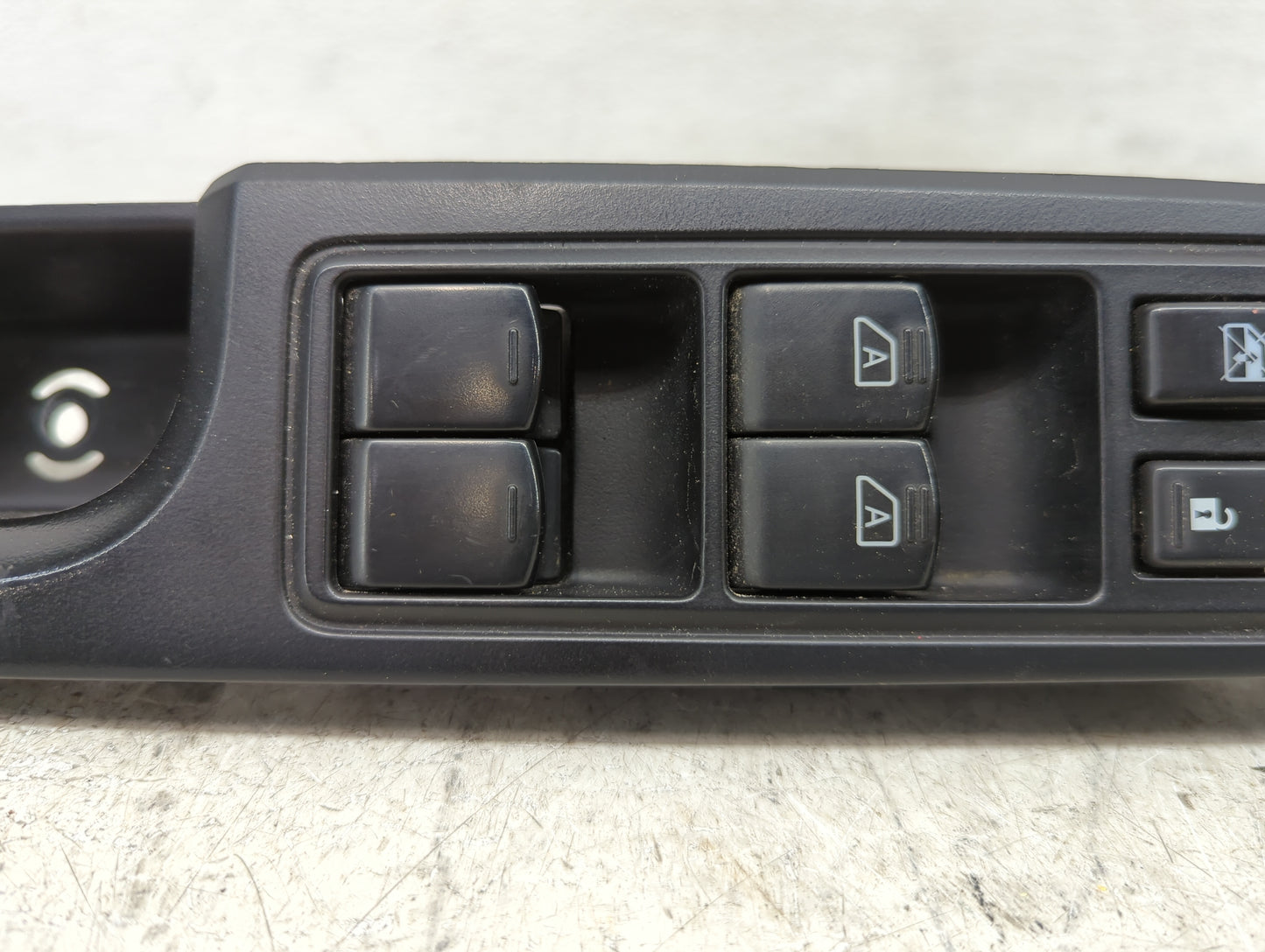 2016-2022 Nissan Titan Xd Master Power Window Switch Replacement Driver Side Left P/N:25401 EZ10A Fits OEM Used Auto Parts -