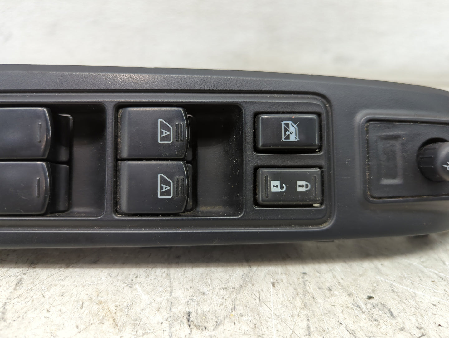 2016-2022 Nissan Titan Xd Master Power Window Switch Replacement Driver Side Left P/N:25401 EZ10A Fits OEM Used Auto Parts -