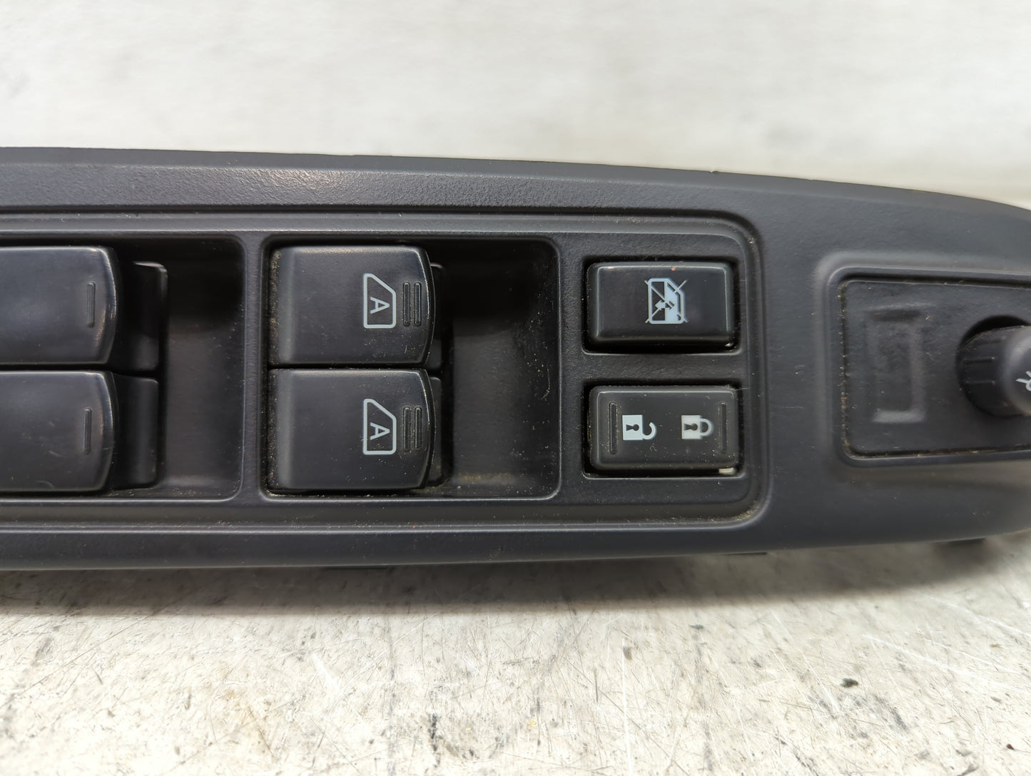 2016-2022 Nissan Titan Xd Master Power Window Switch Replacement Driver Side Left P/N:25401 EZ10A Fits OEM Used Auto Parts -