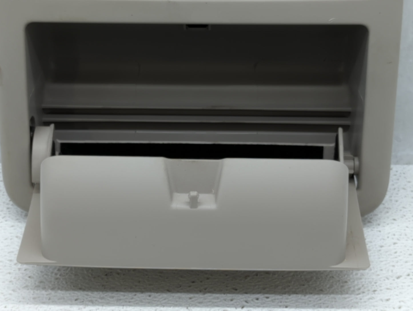 2018-2022 Nissan Titan Xd Center Floor Console P/N:28336 5AA0A Fits Fits 2018 2019 2020 2021 2022 OEM Used Auto Parts - Oemu