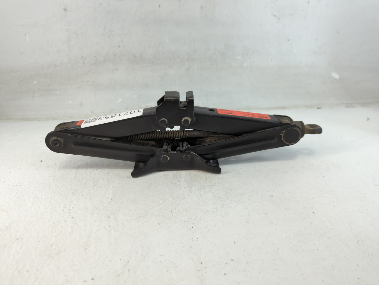 2018 Nissan Versa Spare Scissor Car Jack 1071553 - Oemusedautoparts1.com