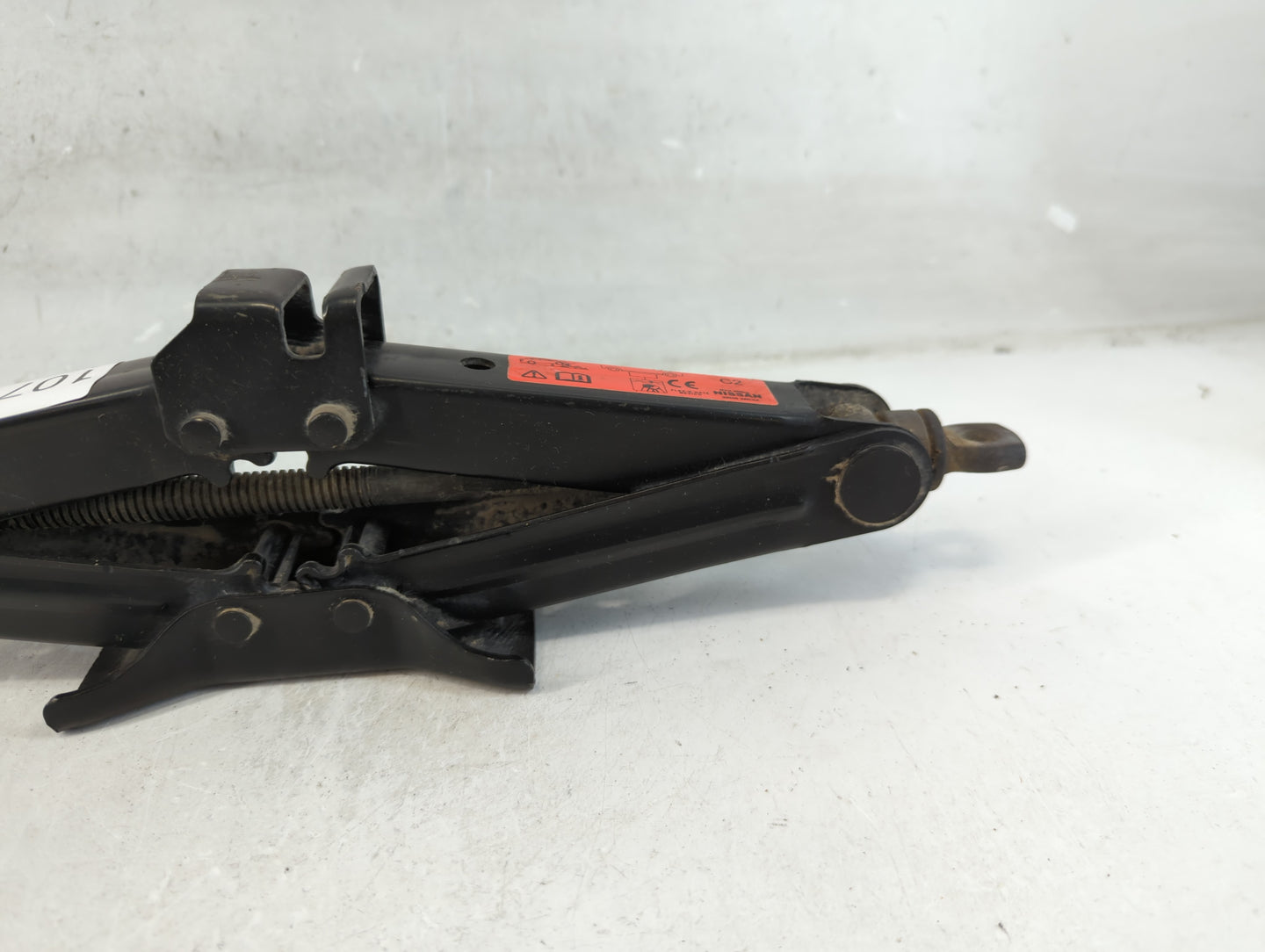 2018 Nissan Versa Spare Scissor Car Jack 1071553 - Oemusedautoparts1.com