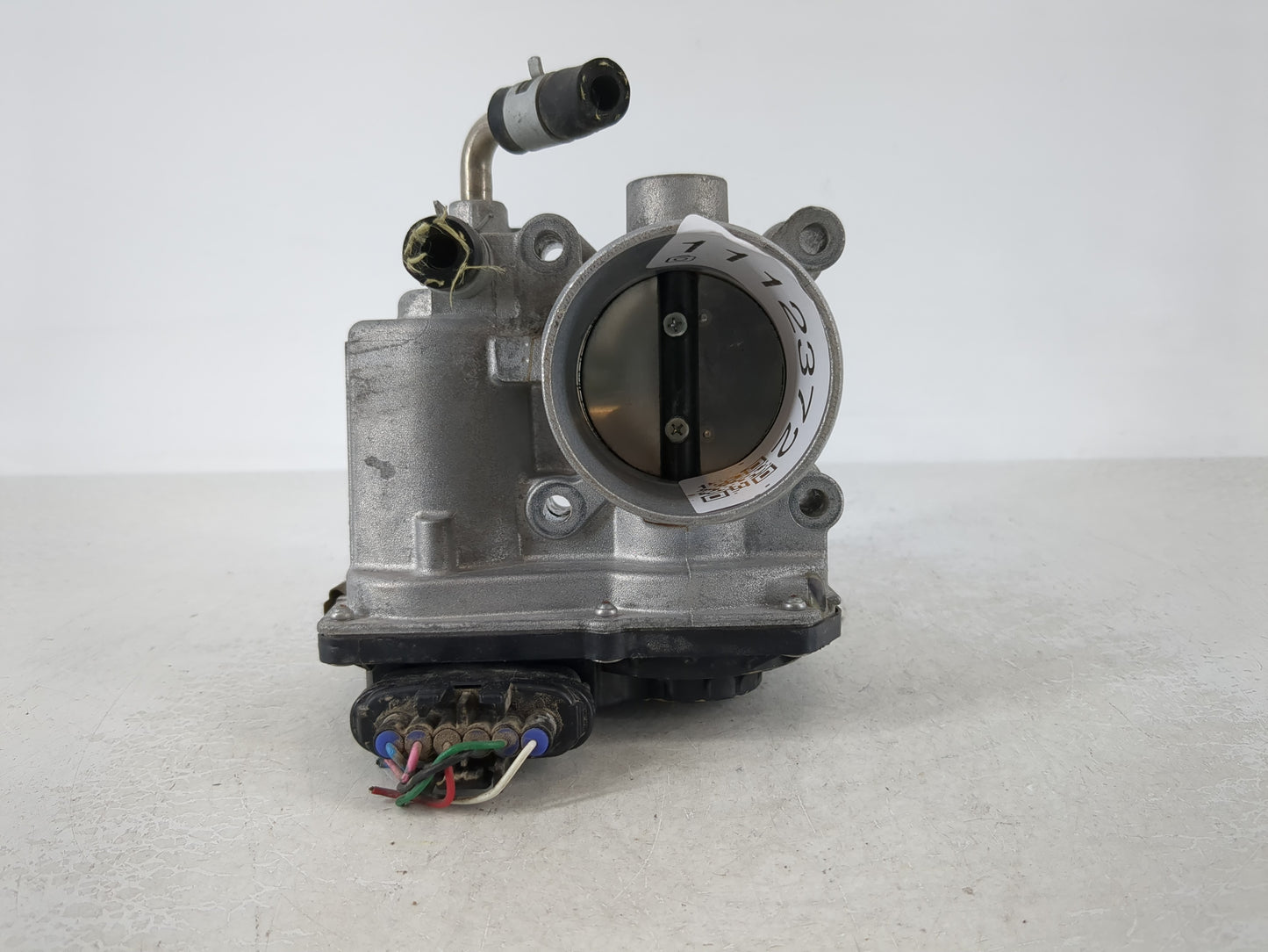 2012-2019 Nissan Versa Throttle Body P/N:3AA50 02 H 3AA50-02 E Fits Fits 2012 2013 2014 2015 2016 2017 2018 2019 OEM Used Au