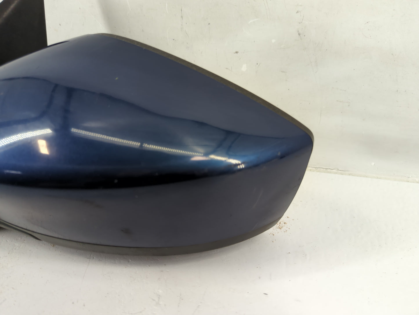 2015-2019 Nissan Versa Driver Side View Mirror - Left Door Mirror OEM Used - Oemusedautoparts1.com