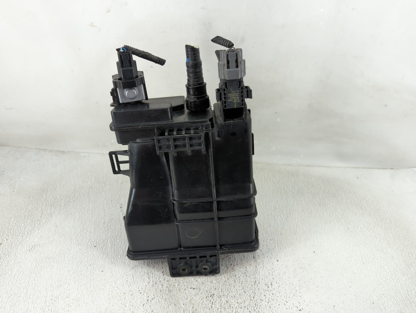 2018 Nissan Versa Fuel Vapor Charcoal Canister - Oemusedautoparts1.com