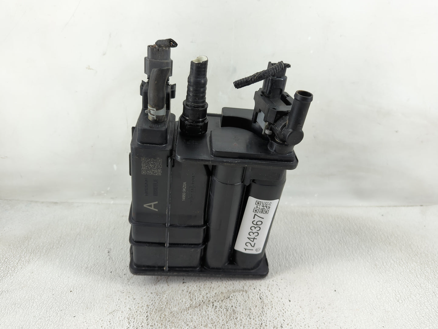 2018 Nissan Versa Fuel Vapor Charcoal Canister - Oemusedautoparts1.com