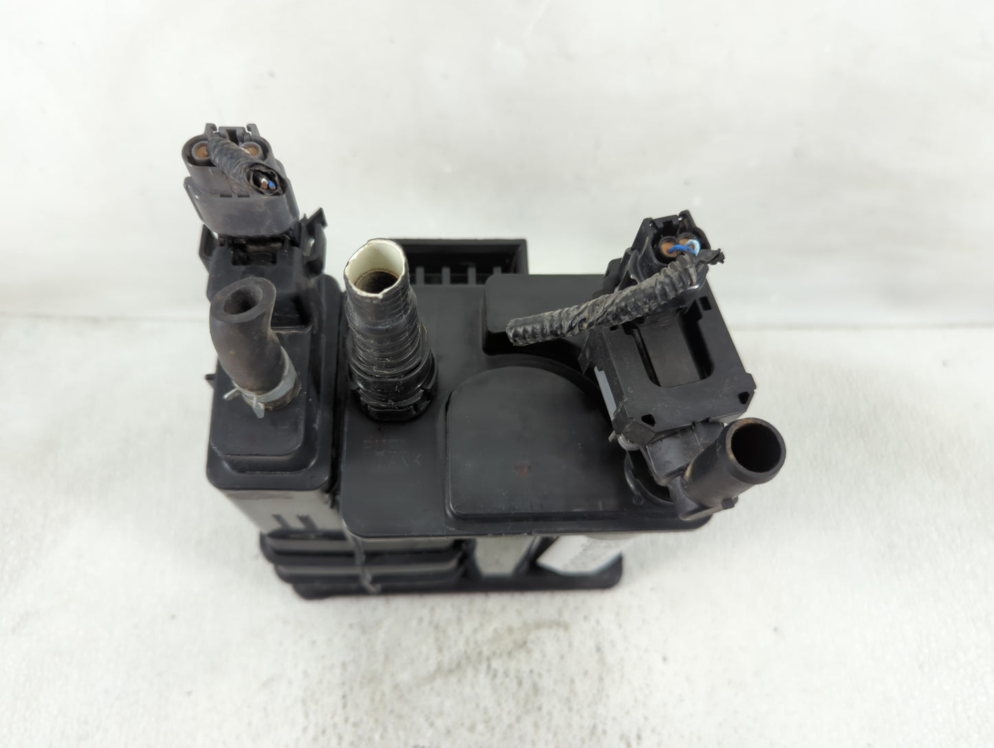 2018 Nissan Versa Fuel Vapor Charcoal Canister - Oemusedautoparts1.com