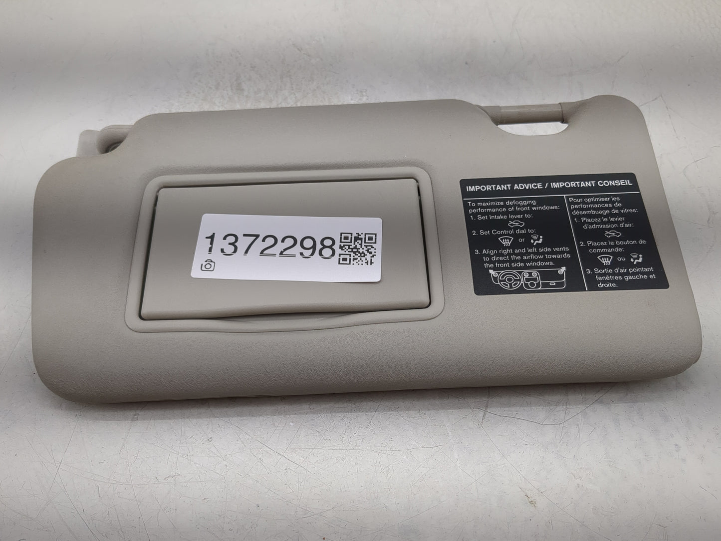 2016-2019 Nissan Versa Sun Visor Shade Replacement Driver Left Mirror Fits Fits 2015 2016 2017 2018 2019 OEM Used Auto Parts