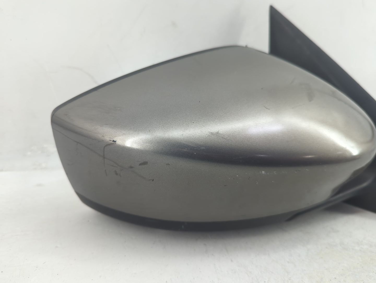 2015-2019 Nissan Versa Passenger Side View Mirror - Right Door Mirror OEM Used - Oemusedautoparts1.com