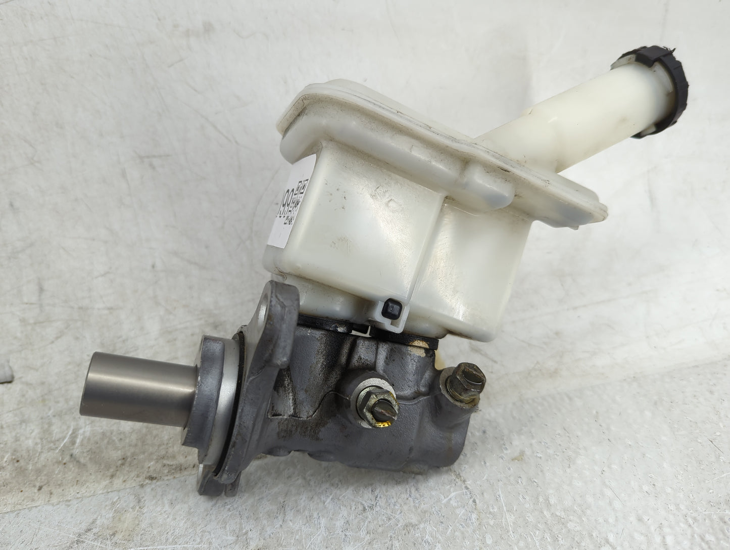 2012-2019 Nissan Versa Brake Master Cylinder 1451099 - Oemusedautoparts1.com